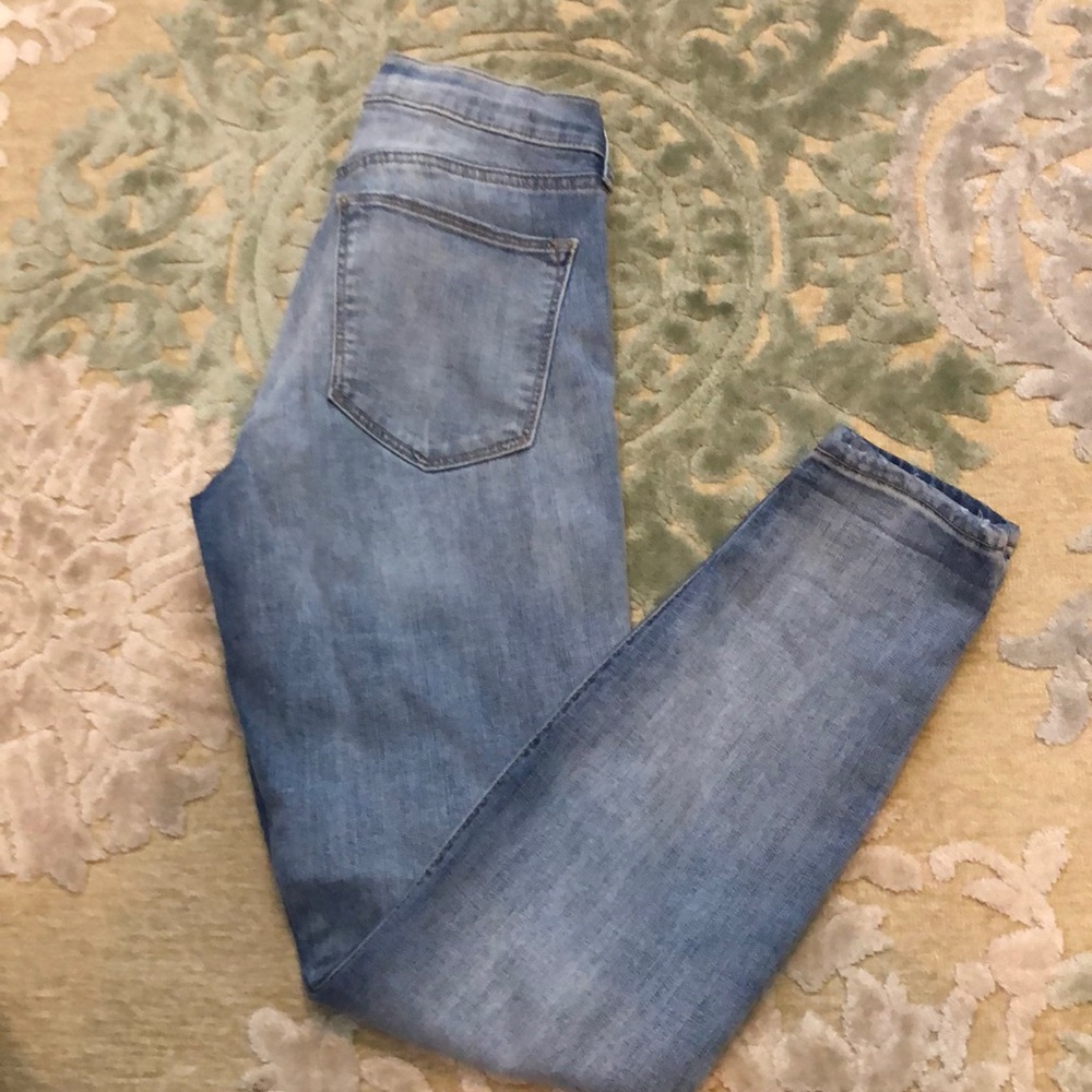 Gap True Skinny Jeans